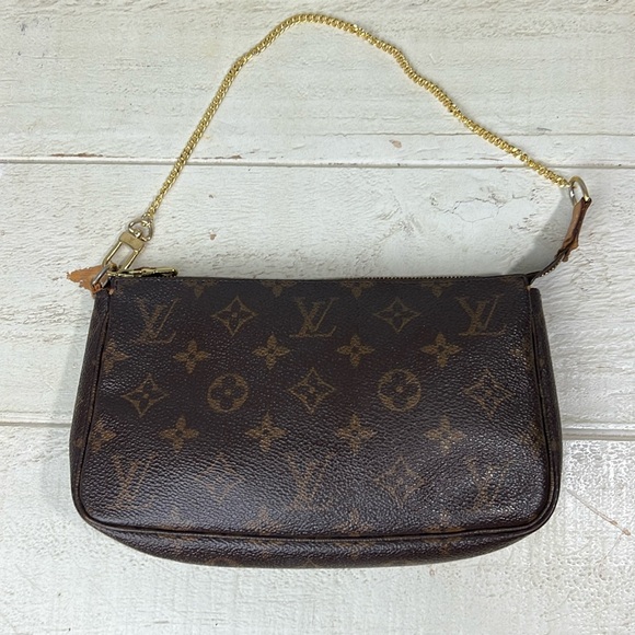 Louis Vuitton Pouch Bag Pochette Monogram - Picture 1 of 16